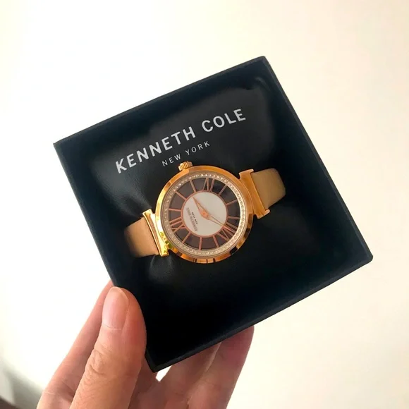 Kenneth Cole watch - Picture 1 of 3